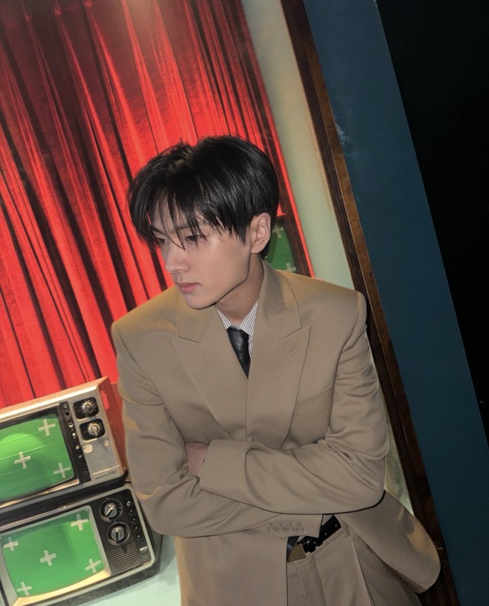 Something about this might trigger your taste, maybe even something deeper. I’m not here to please anyone, not even you. Yet somehow, all eyes end up here.