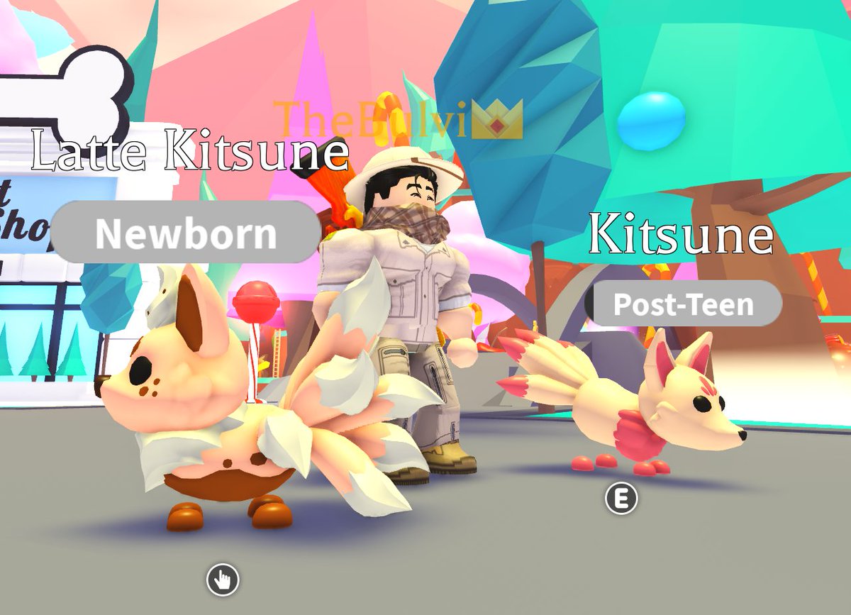 TheBulvi's tweet image. The Latte Kitsune has a bigger tail flare
Nice details @PlayAdoptMe 
#adoptme #roblox #legendary