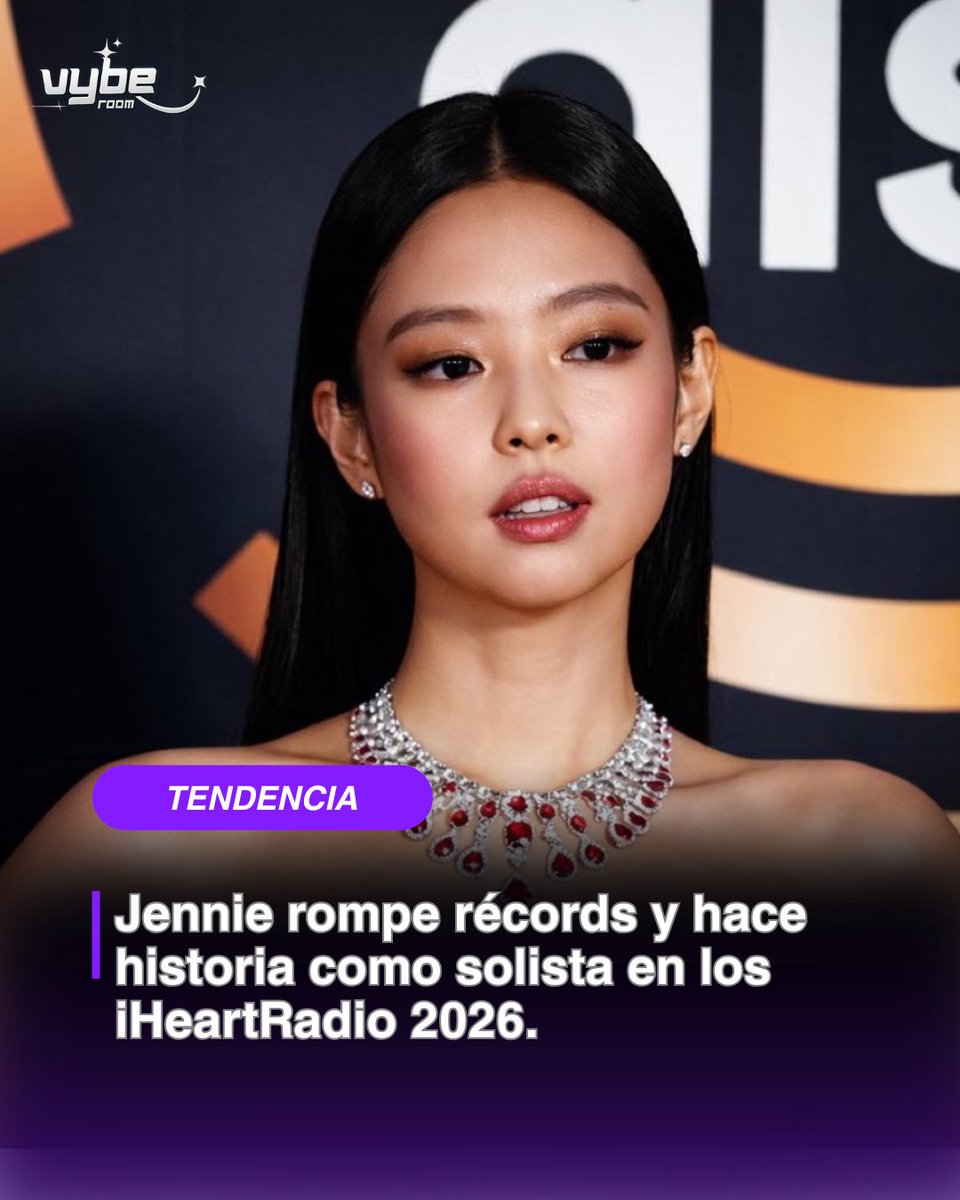 VYBEROOM's tweet photo. Jennie marcó un antes y un después en el K-pop al convertirse en la primera solista y la primera artista femenina del género en ganar “Álbum de K-pop del Año” en los iHeartRadio Music Awards 2026.
Este logro consolida su impacto global como solista. https://t.co/mwa9WSCtW8