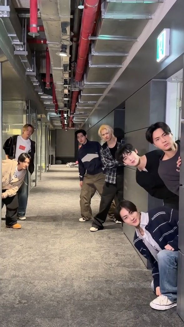 ckyenhypen7 tweet media