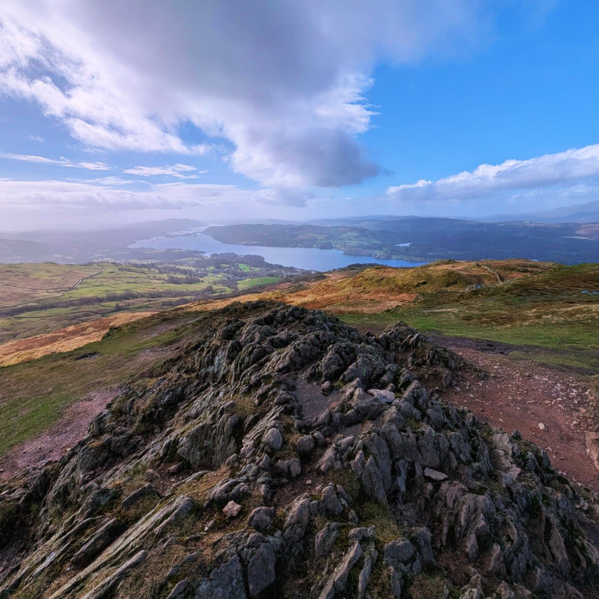 LakesPaul tweet media