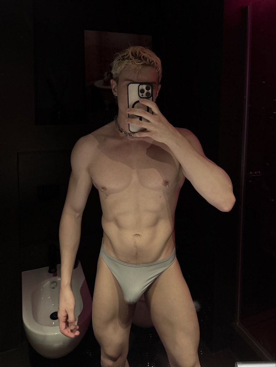 Luca Wegan-BERLIN 1st-8th April tweet media