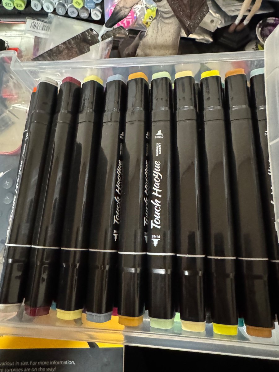 softAzuKI's tweet photo. 謎マーカー用の収納を買ってきた

びっちり詰まってる満足感 https://t.co/X8ptNLwWlY