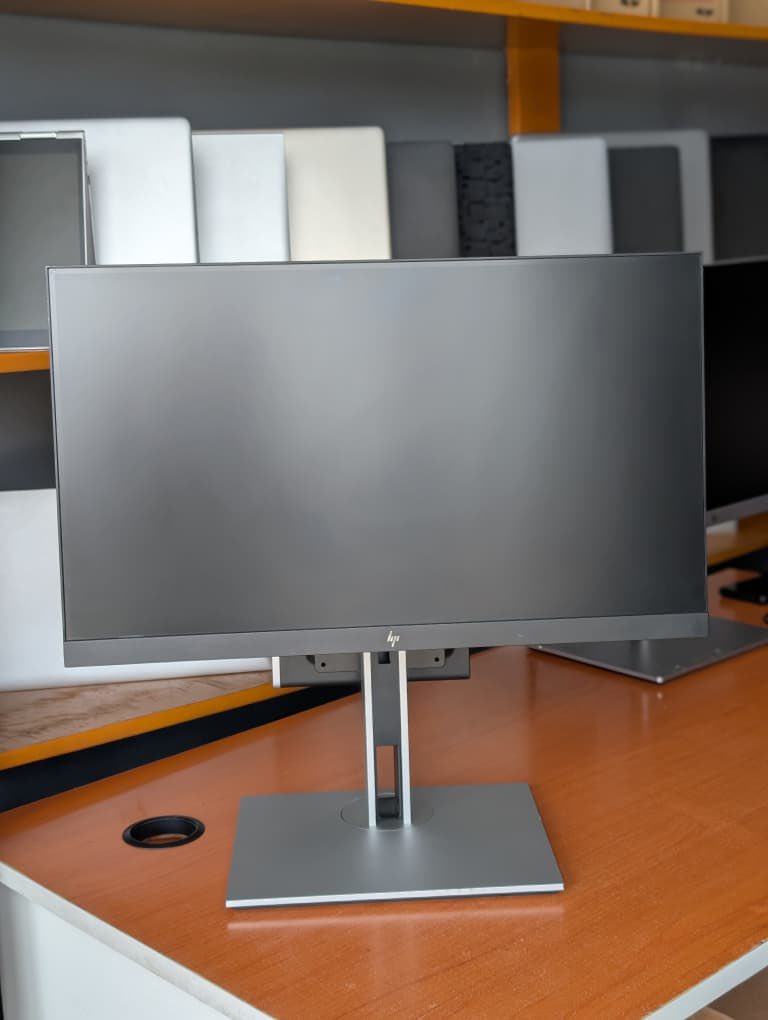 Laptop Point 💻 tweet media