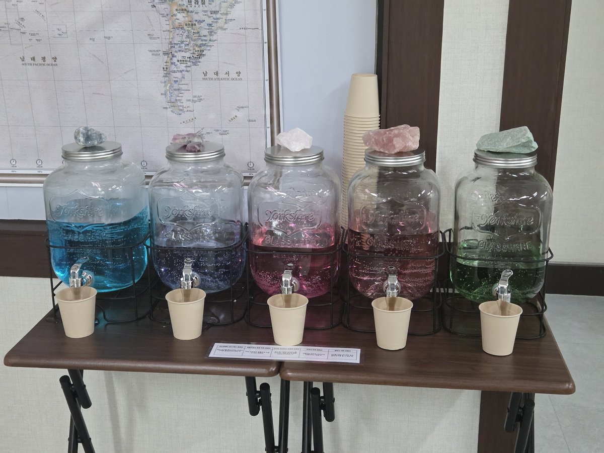 𝕞𝕒𝕣𝕚♡૮˶• ᴗ •˶ა♡ℂ𝕎ℚ tweet media