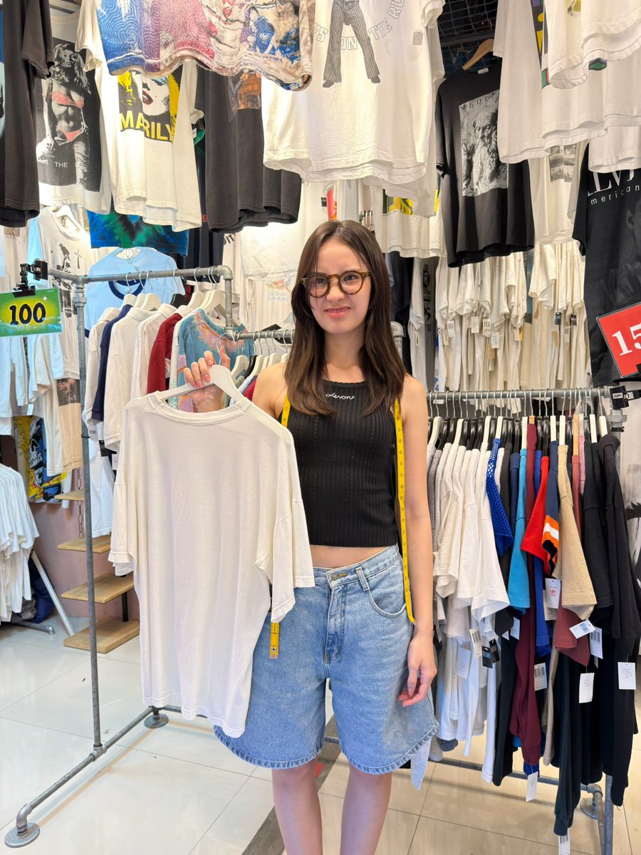 aangelinaa.ss tweet media