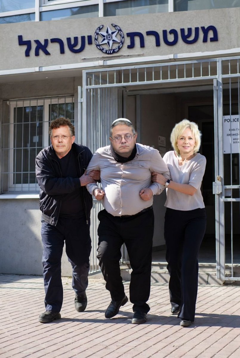 Leonardo De Carpion tweet media