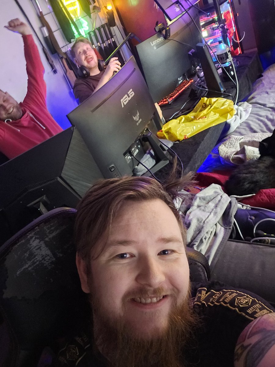 Killakris tweet media