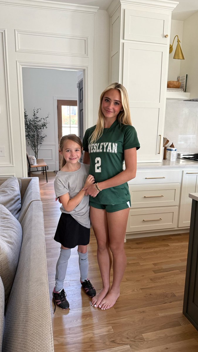 Mary Mac Brown tweet media