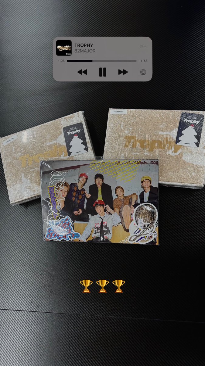 hello82 NYC tweet media