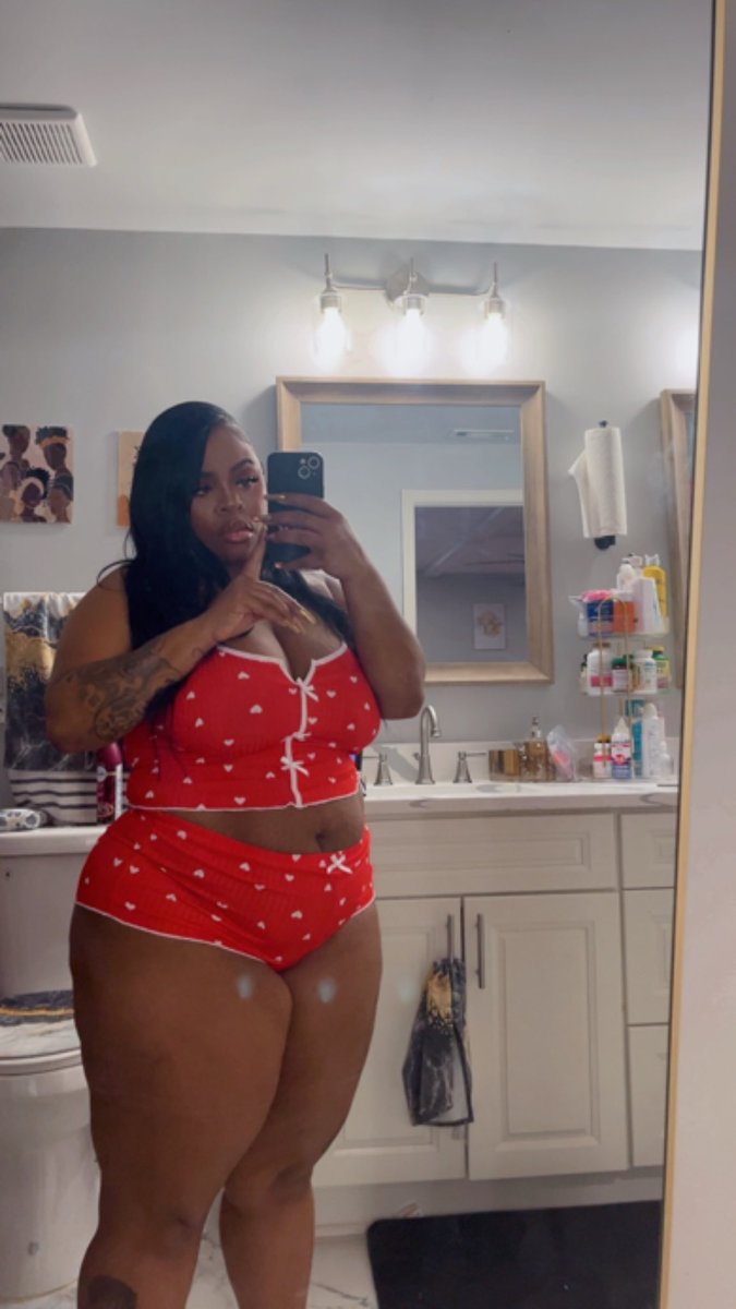 Divine Queen Ri 🪬 tweet media