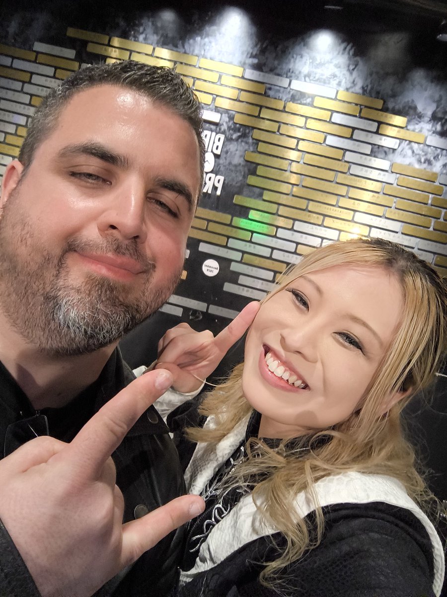 Black_Topaz666's tweet photo. #Sproject and #QUEENRABBIT were fantastic tonight!
👏👏👏👏🤘

Got a lot of cool merch again 
(My second suitcase is filling up ^^)

Thank you @misaco__c10 and @SenaGuitar_0626 ! ❤️‍🔥 https://t.co/HHpV3g6lIK