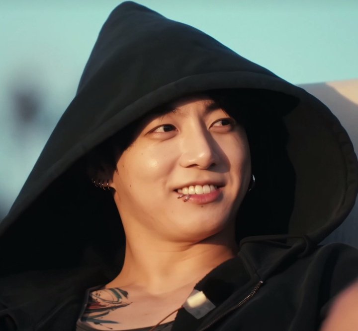 ghease 🍩🧋 tweet media