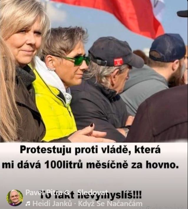 Marty😎🤍💙❤️ tweet media