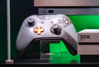 DavidCaizaV's tweet photo. @MSFTGameDev Hey guys, how are you doing?... big fan of Xbox, Just one question.... Why we cant buy this design controllers? we need more units of the limited editions controllers and please having an APP that says play on web browser... WHAT? bring back native stream to android... Thank you https://t.co/ySaBCztUPt
