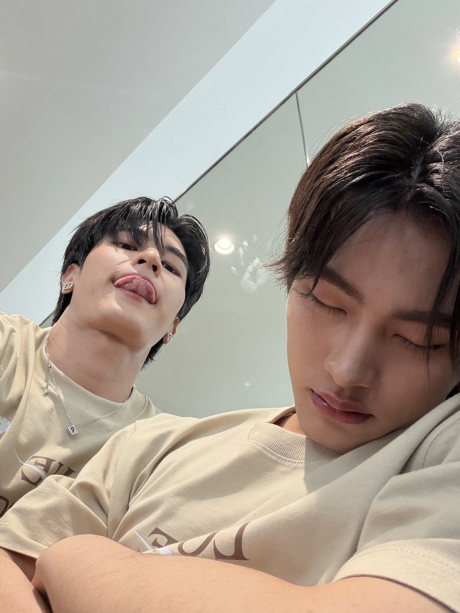 Phu.uuuuuuu tweet media