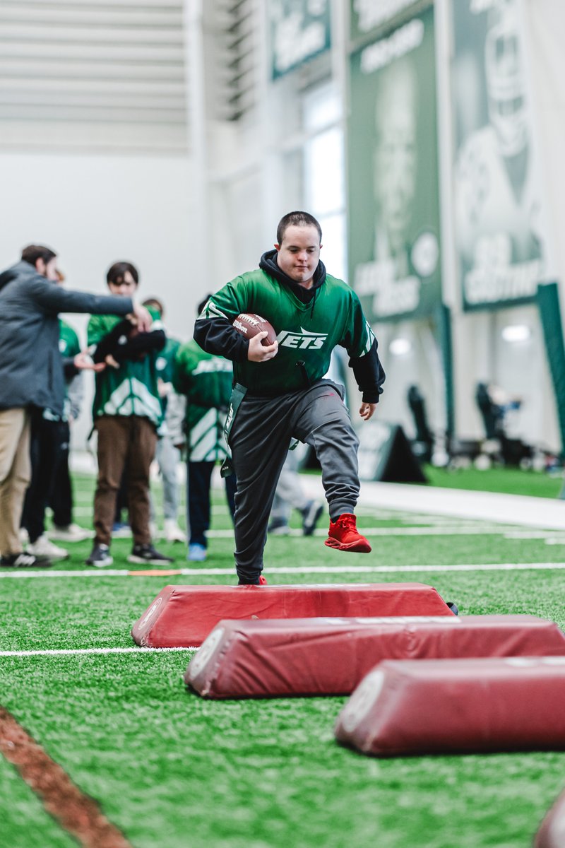 New York Jets Community Relations tweet media