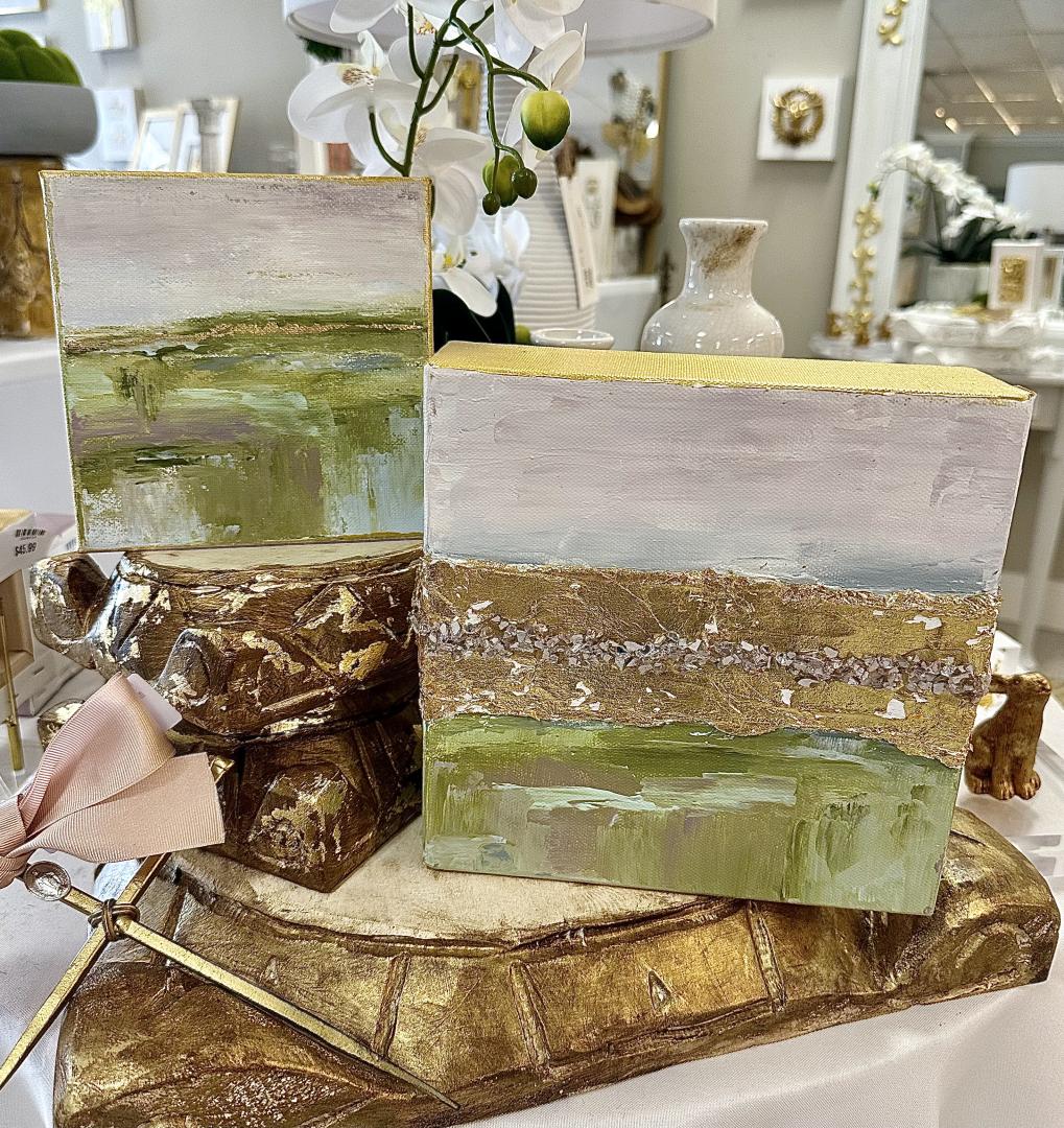 TheClaytonHouse's tweet image. Priced at $50. This item is an 8w x 8h abstract canvas with glass, locally made. There is a smaller, complimentary version priced at $35.

More info: clayton.house/url/GedXR

Booths: Moss

#home_decor #wall_decor #locally_made #canvas_art