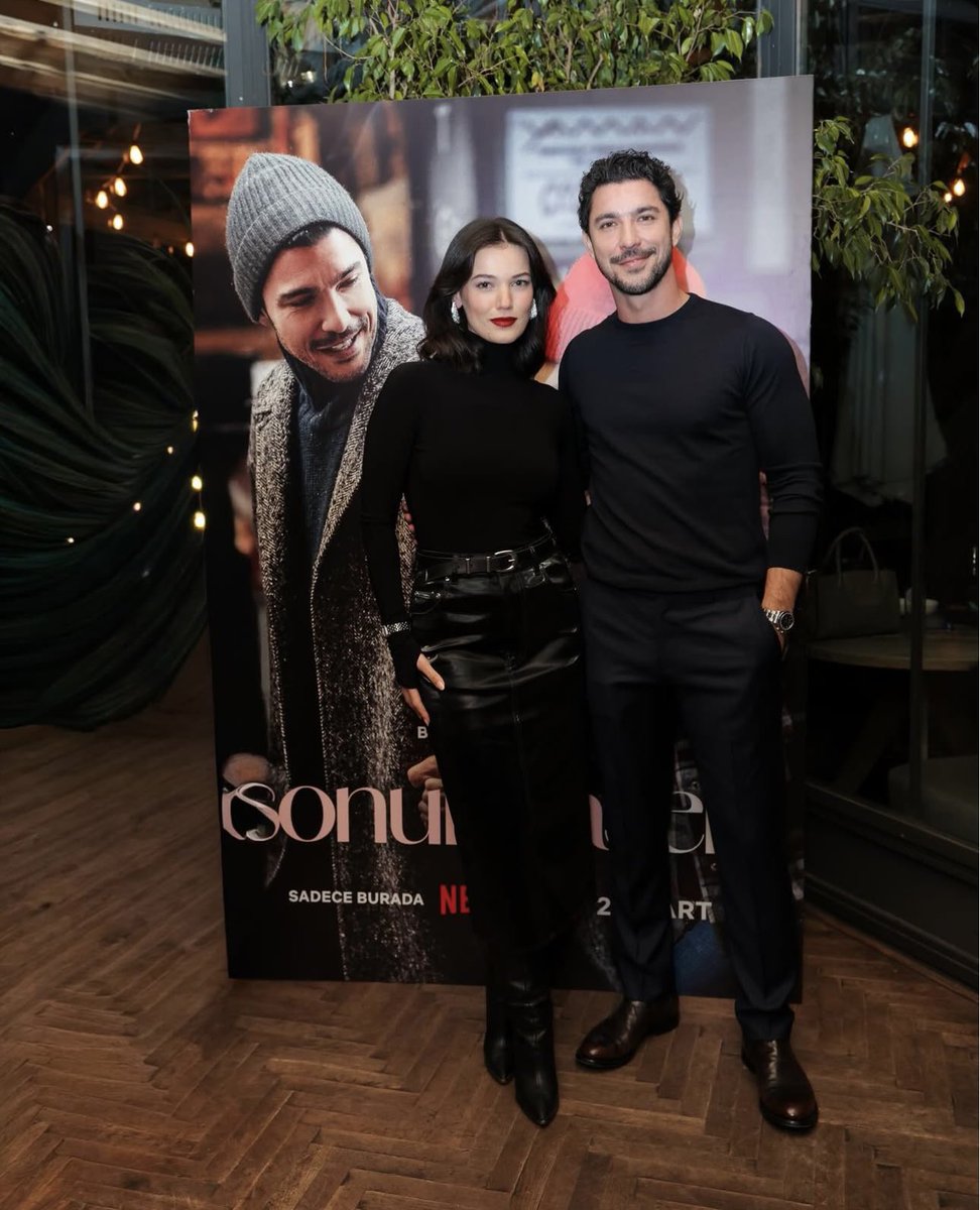 Glory Magazines tweet media