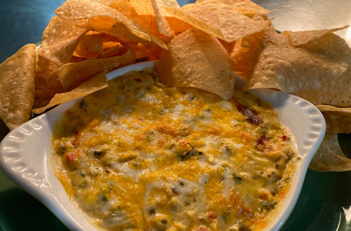 TCsReferee's tweet photo. A Referee “Fish Friday” plan for today…
1/start with the ROASTED STREET CORN DIP appetizer
2/transition to the CAJUN WALLEYE entree
3/finish with some HOMEMADE CHEESECAKE for dessert
FABULOUS FRI SOUPS (3.27.26):
Jalapeño Cheese // Southern Chicken Chowder
#LetsGoFishin https://t.co/FIoofPzsY4