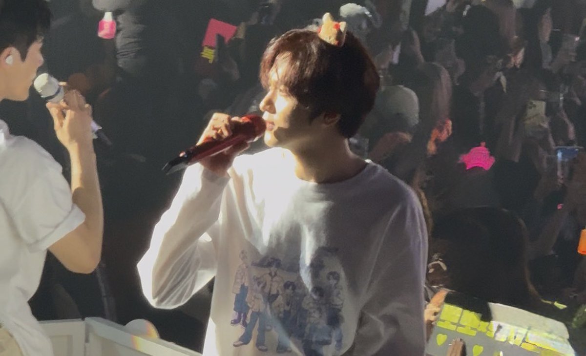 🙂‍↔️ tweet media