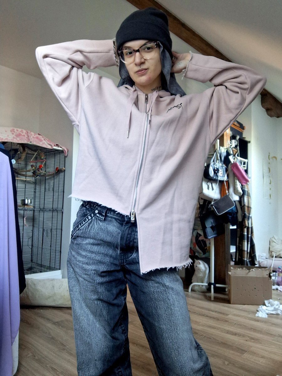 min⁷⭑loves yoongi .ᐟ tweet media