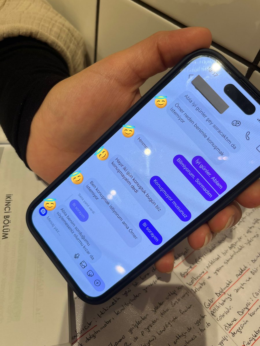 Little My tweet media