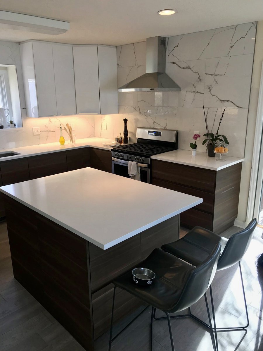CharlotteCabin2's tweet image. ✨ Kitchen Cabinet Installation! ✨

Check out this beautiful IKEA kitchen featuring a sleek slab door style for that clean, modern look.

This space combines:

✔️ Flat-panel (slab) cabinet doors for a minimalist look
#KitchenInstallation #IKEAKitchen #SlabCabinets #ModernKitchen