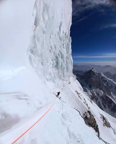 marina 🌸 tweet media