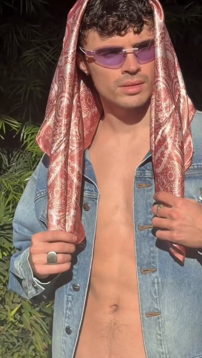 Tinka_⛓️⚖️ tweet media