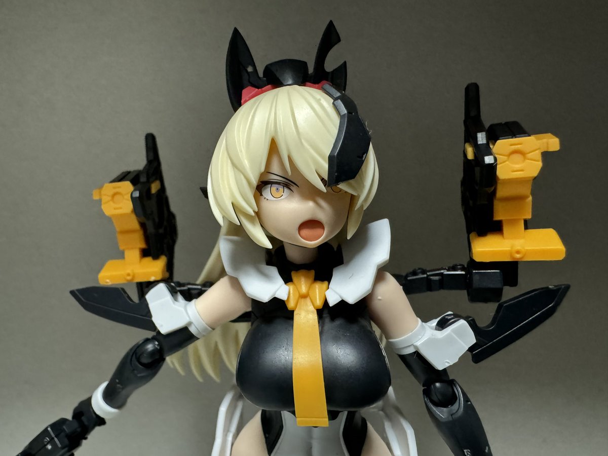 マナ tweet media