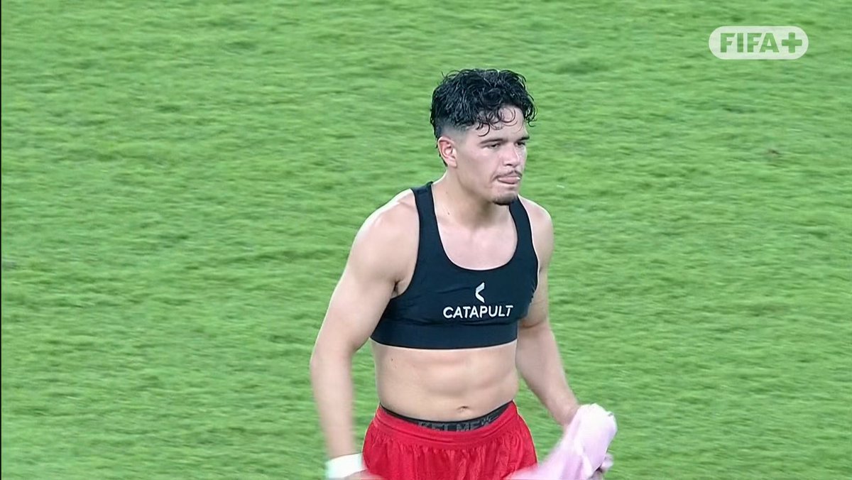 Walaupun gagal cetak gol di malam hari ini, namun penampilan Lando Norris kw malam ini cukup oke juga.

Pergantian impactful banget, tapi masih belum rezekinya hari ini buat Ragnar Oratmangoen.