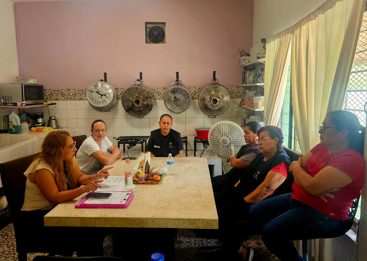 Cáritas de Monterrey tweet media