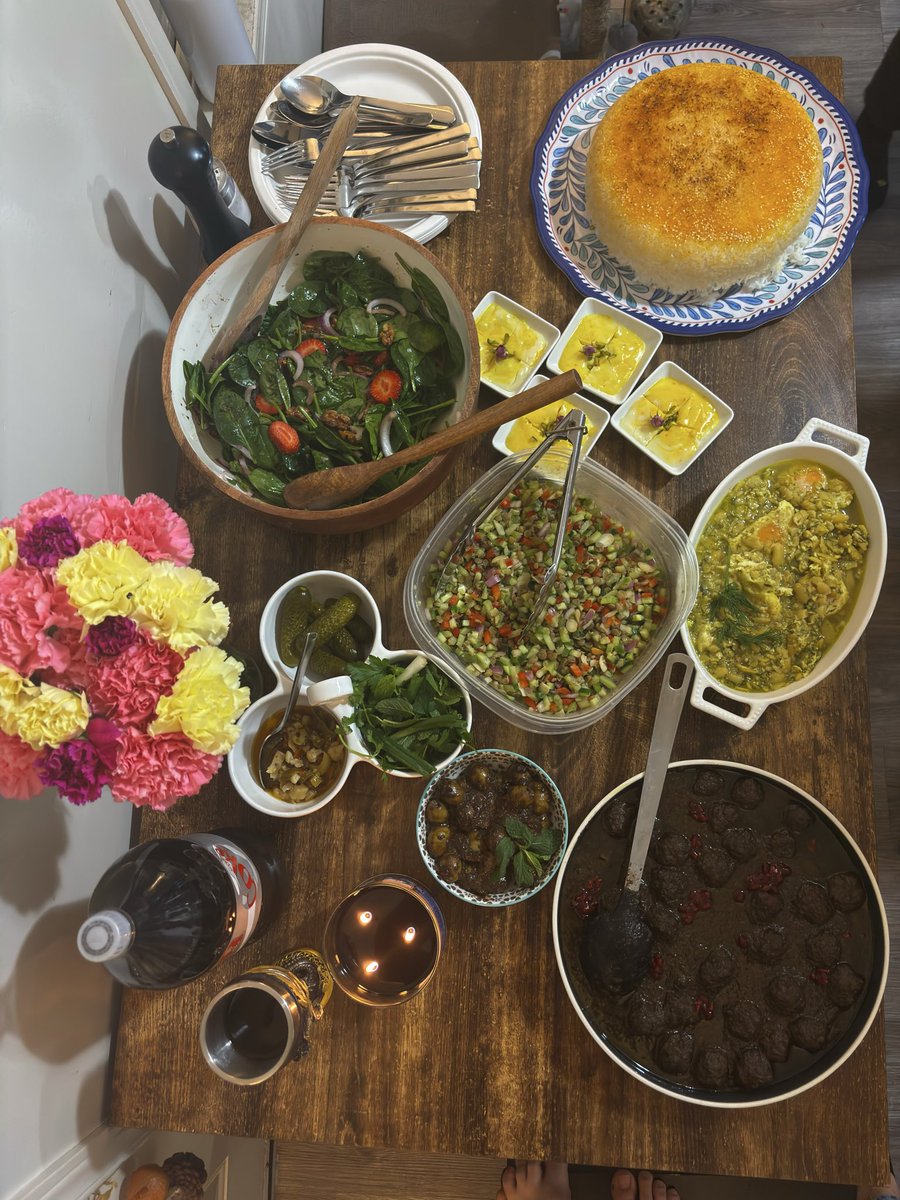 شَمسی مادام tweet media