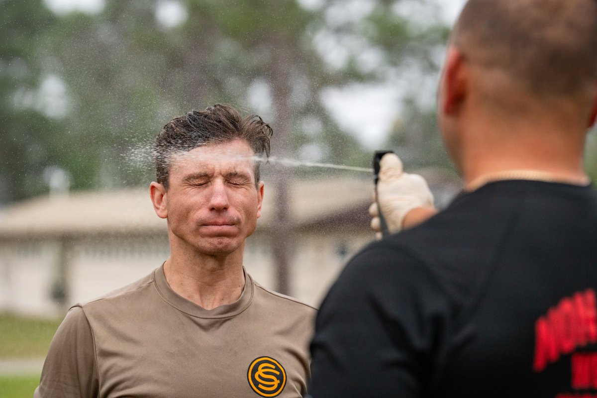 FloridaNationalGuard tweet media