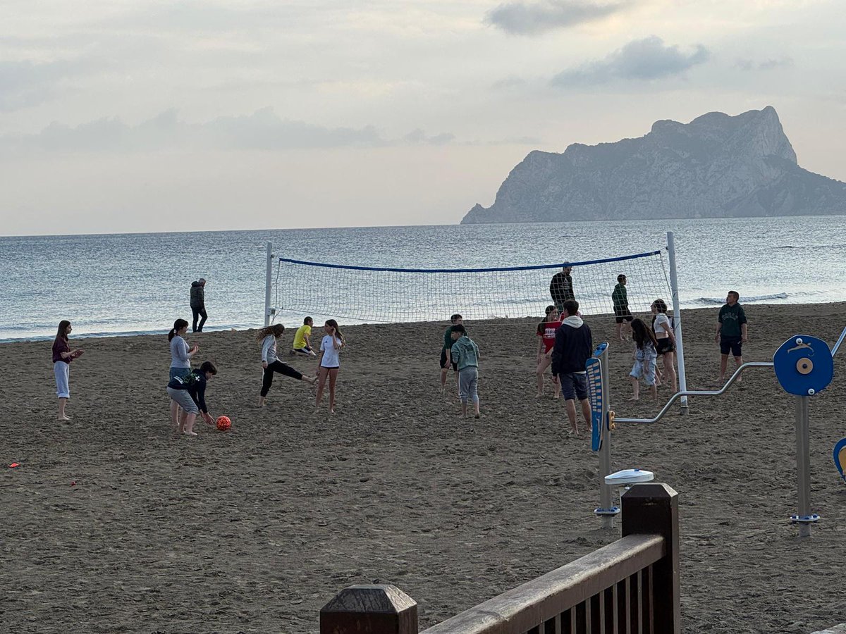 IES San Isidoro tweet media