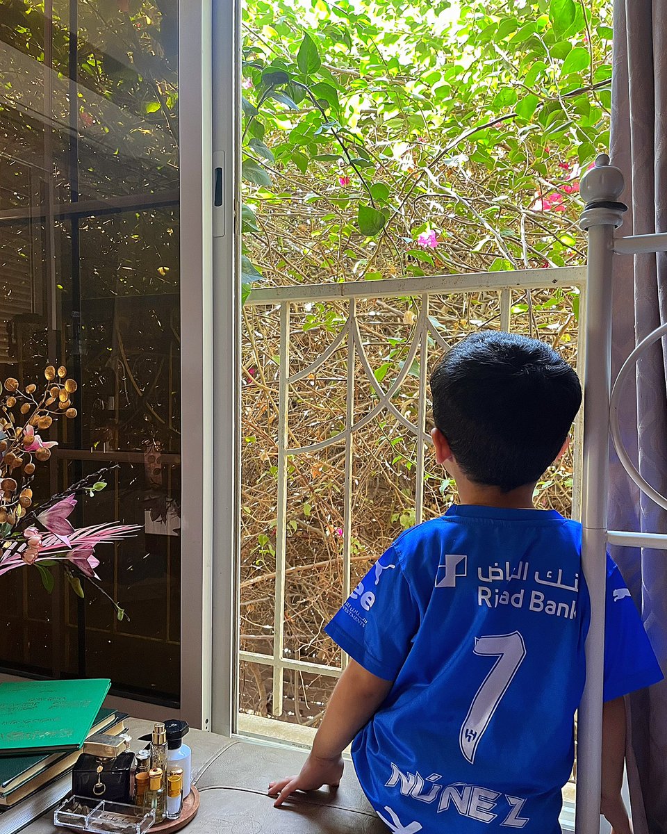 منَار tweet media