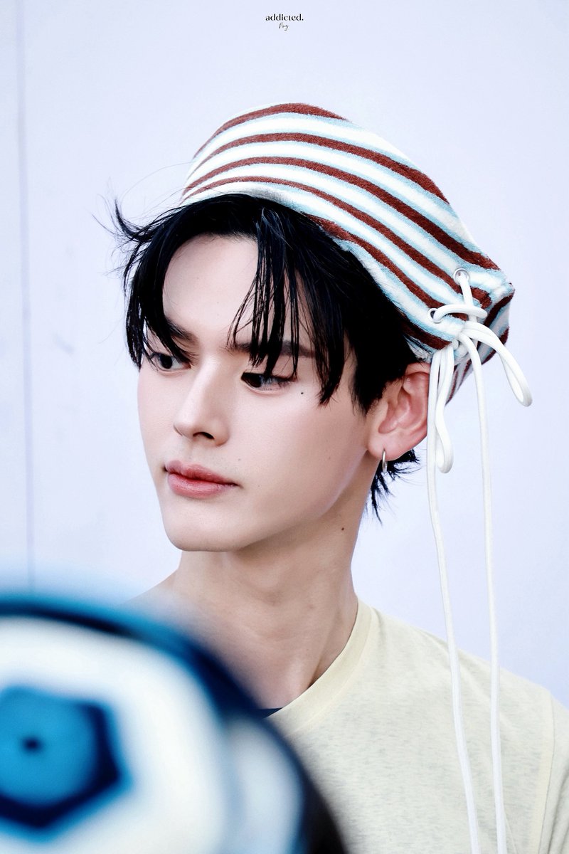 addicted. tweet media