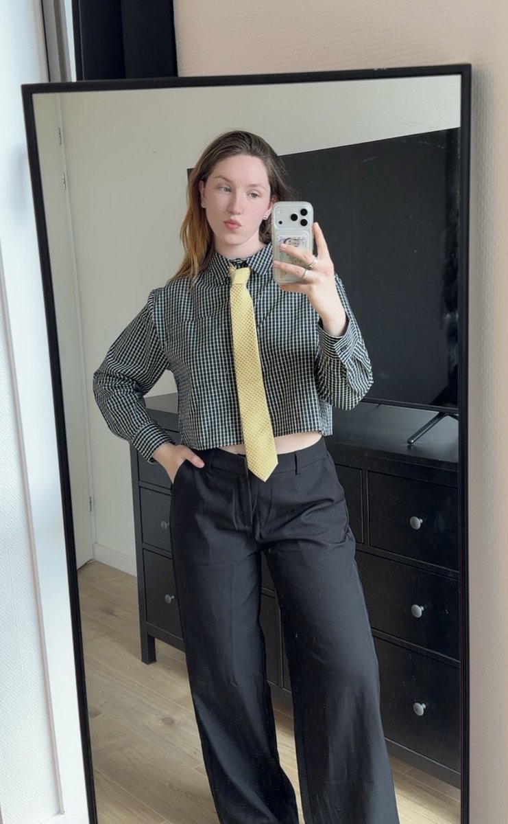 anjella 🪩 tweet media