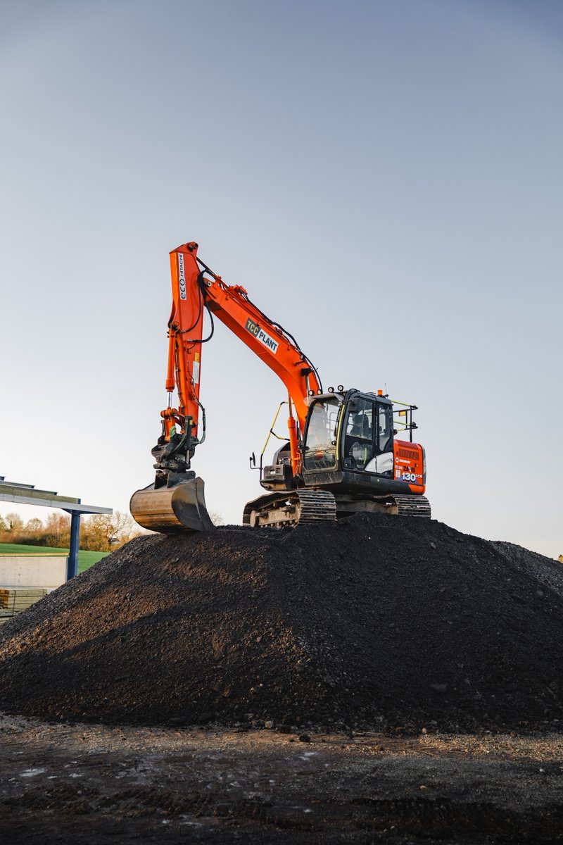 tccplantltd's tweet image. Just in &amp;amp; straight back out to site! 🚧

TCC Plant have a wide range of 13 tonne excavators from multiple manufacturers including Case, Kobelco &amp;amp; Hitachi, offering both operated and self-drive plant hire.

#TCCPlant #PlantHire #Groundworks #Earthworks