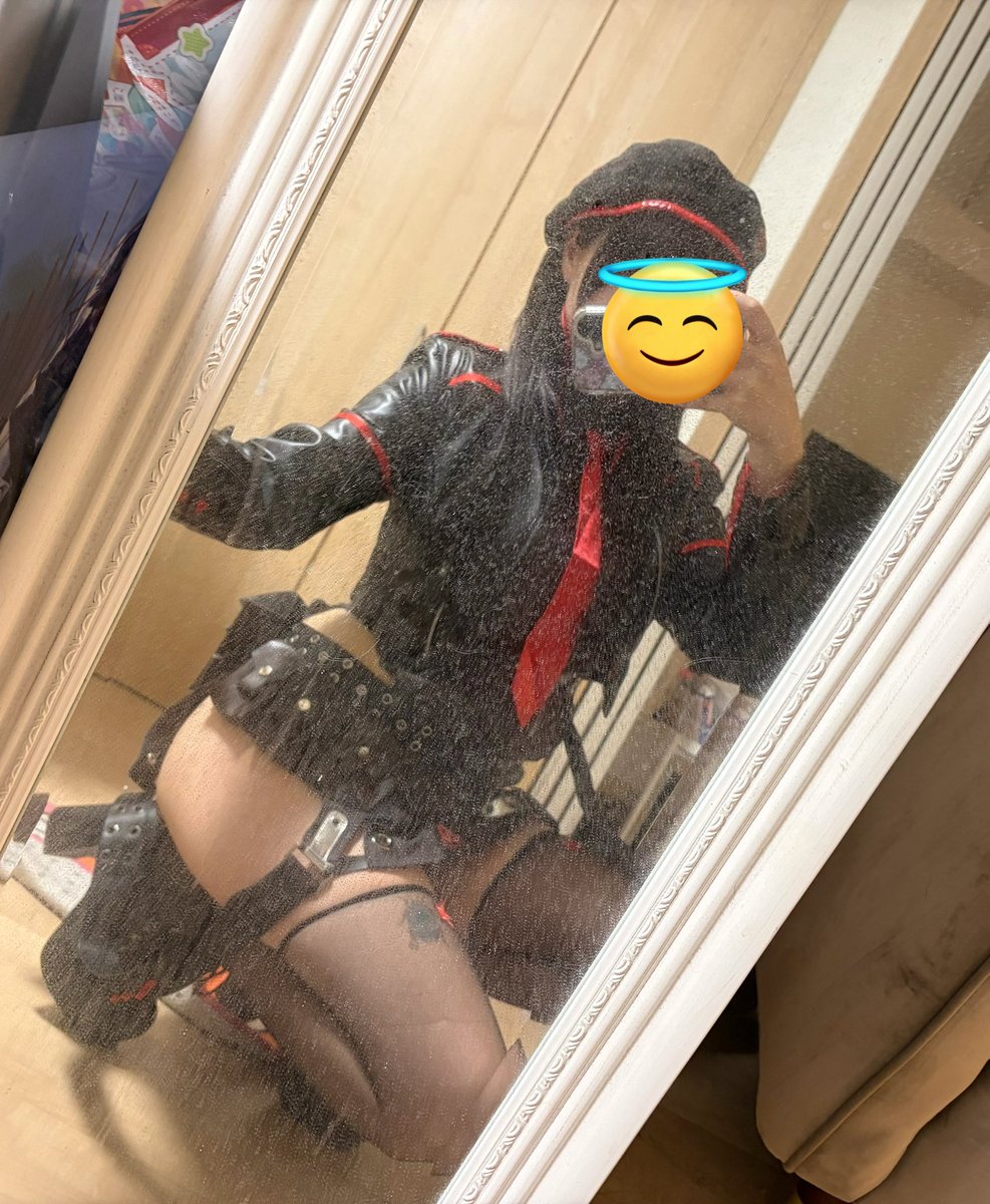 ᕼᗩᖇᑌ tweet media