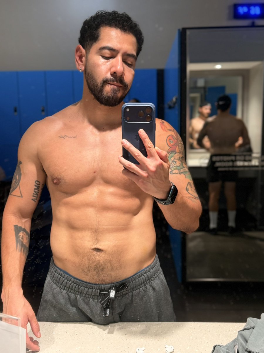 Definitely: Leo 🦁 tweet media