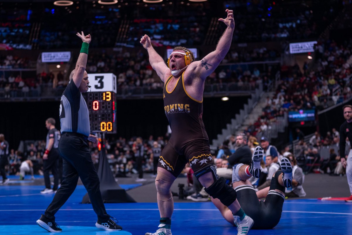 Wyoming Cowboy Wrestling tweet media