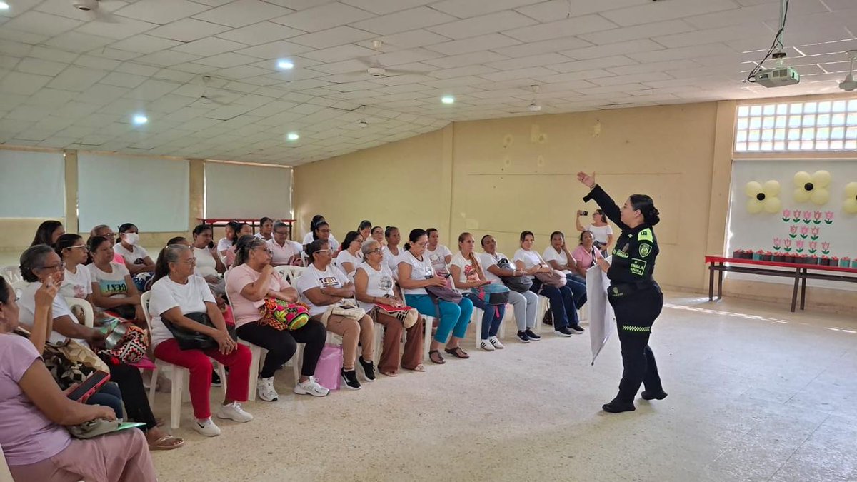Departamento de Policía Córdoba tweet media