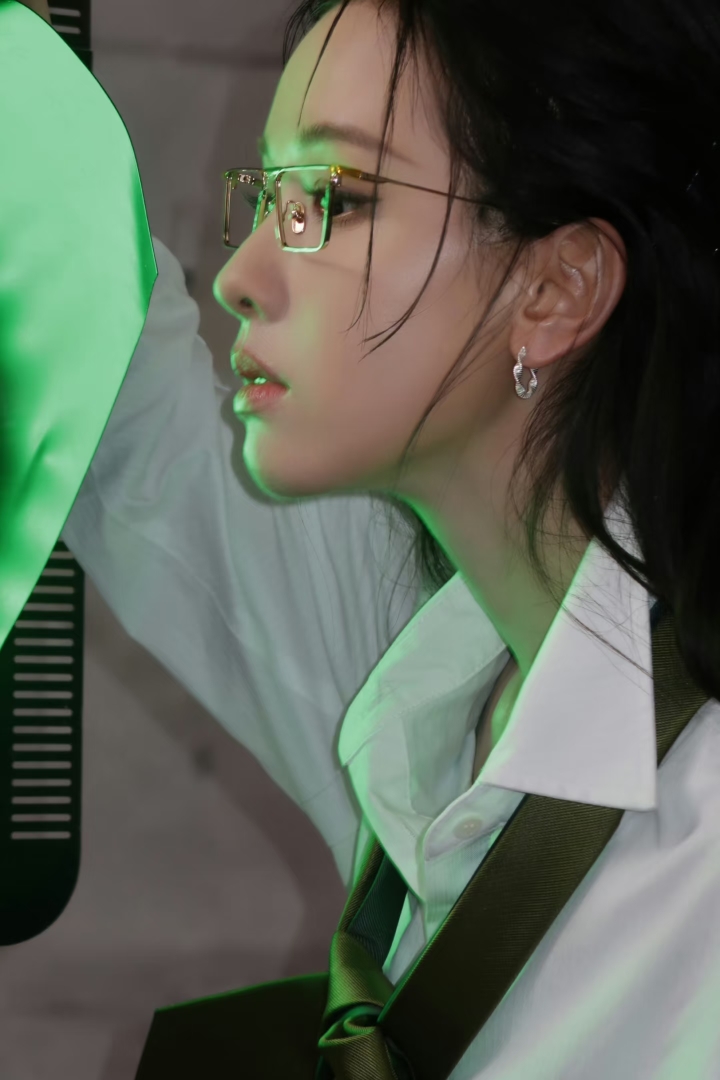 艳墨 Eros tweet media