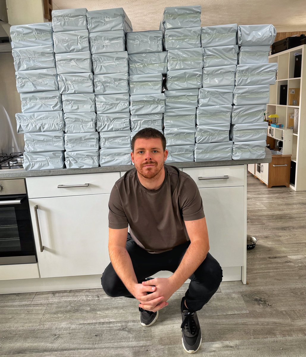 𝘽𝙂 𝘾𝙐𝙎𝙏𝙊𝙈𝙎 tweet media