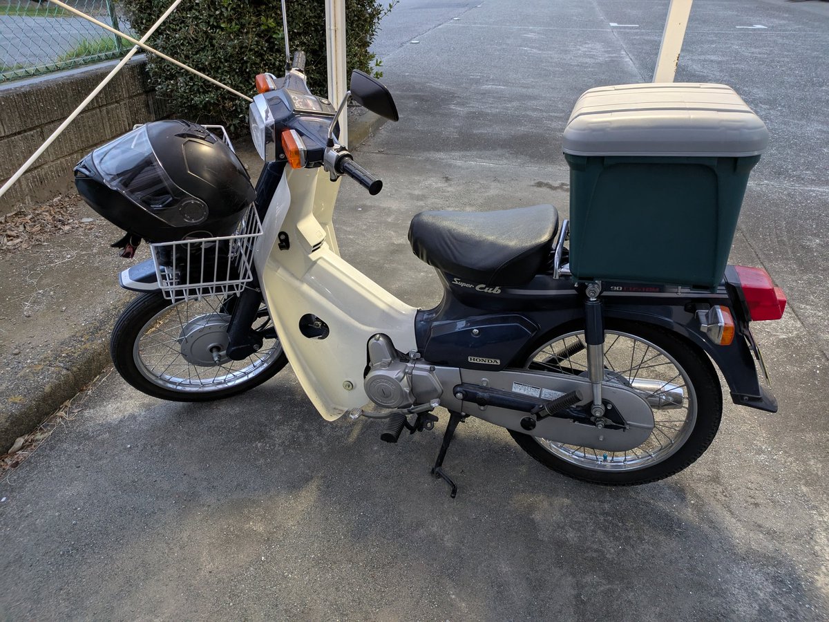 ha_roku's tweet photo. #バイク乗りとして軽く自己紹介
名前:ろっく
性別:男
年齢:33
乗歴:50:2018年7月　デラックス
70:2019年8月　デラックス
90:2025年3月　カスタム
身長:163cm
愛車:スーパーカブ50、70、90
出身:北関東
足付き 爪先 https://t.co/0YnYnpzHD1