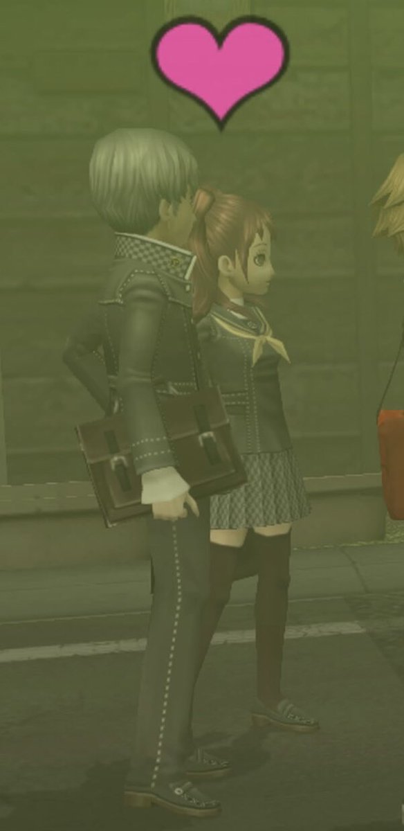 __paaaatchieee's tweet photo. #yurise looking at them up close and personal makes me so giddy https://t.co/i35loa0peb