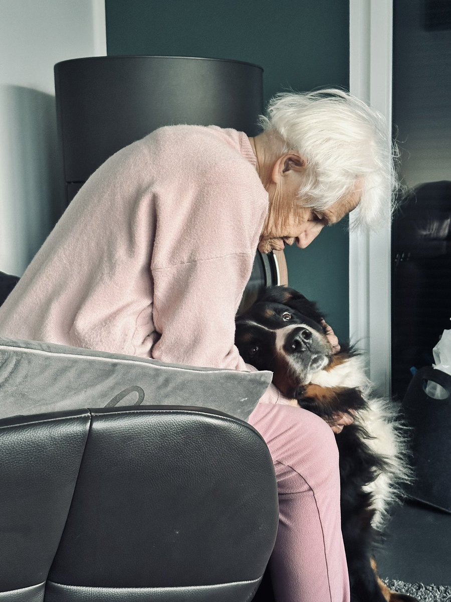 Pria im Herzen - Amy & Jeany bei mir tweet media