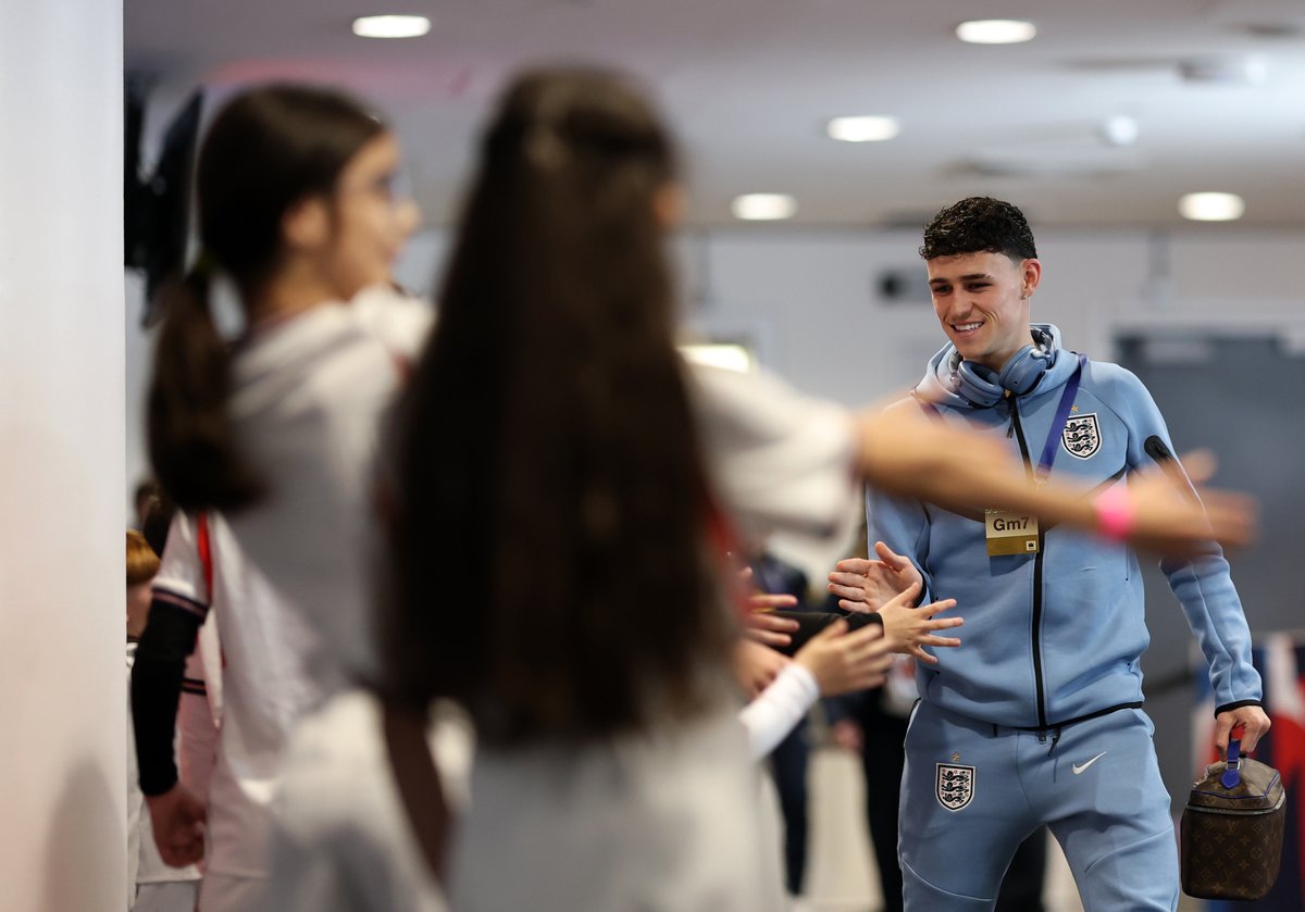 England tweet media